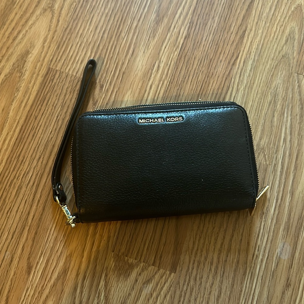 Michael Kors wallet